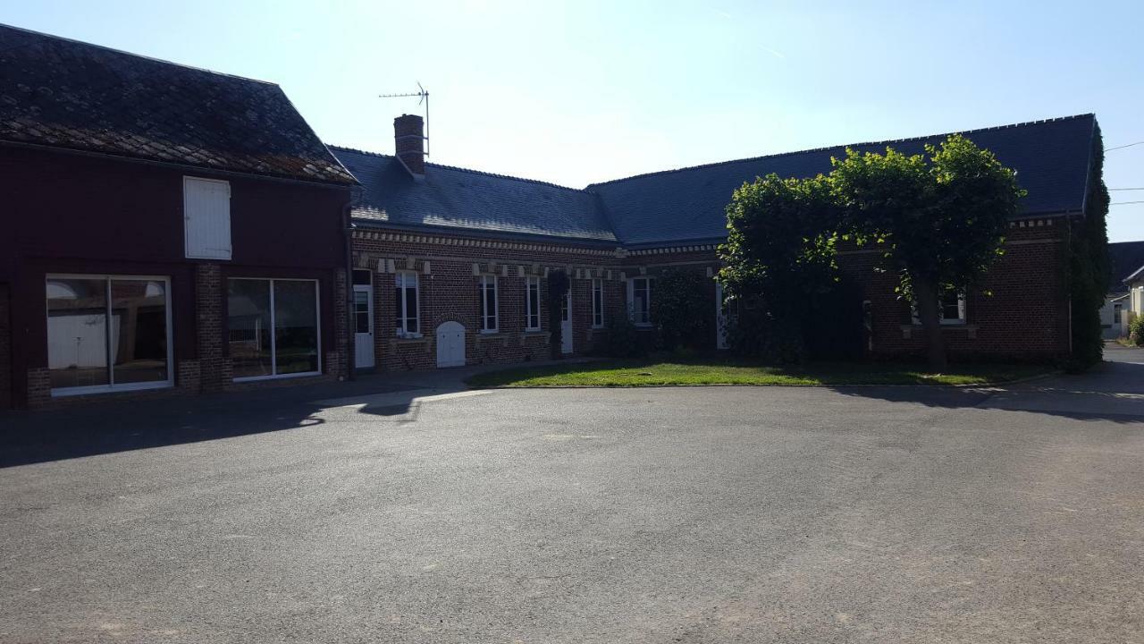 Logement A La Ferme Hangest-en-Santerre Exterior foto